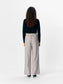 model_shot-back